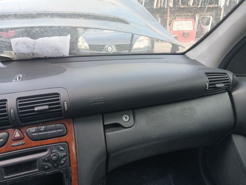 Recambio de salpicadero para mercedes-benz clase c (w203) c 200 cdi (203.004) referencia OEM IAM   