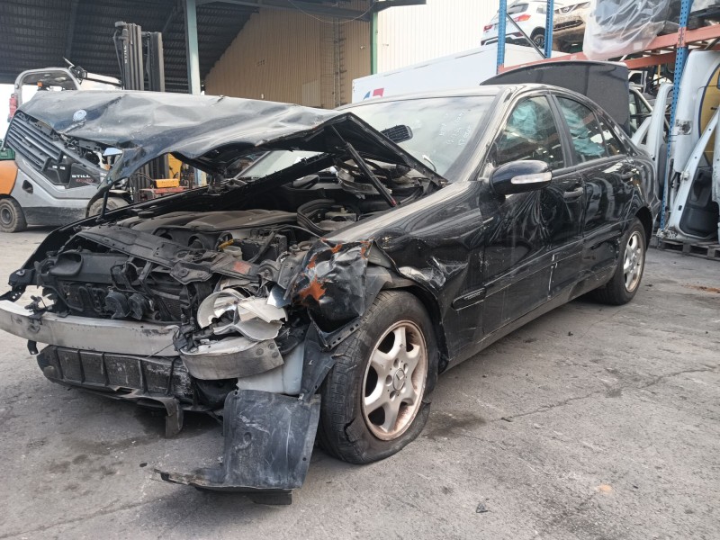 mercedes-benz clase c (w203) del año 2000