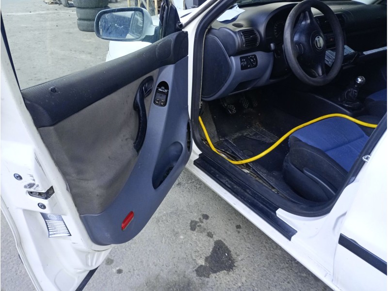 seat leon (1m1) del año 2000