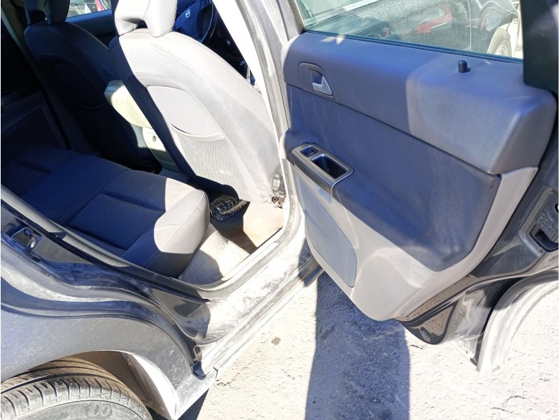 volvo v50 (545) del año 2005