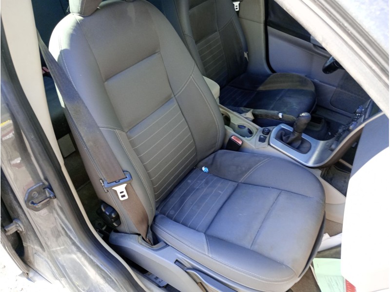 Recambio de asiento delantero derecho para volvo v50 (545) 2.0 d referencia OEM IAM   