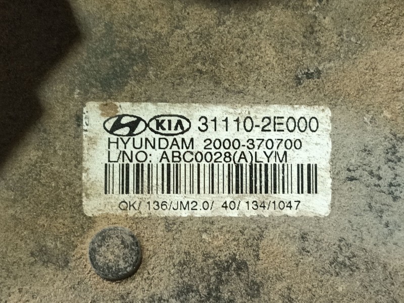 Recambio de aforador para hyundai tucson (jm) 2.0 referencia OEM IAM 311102E000  