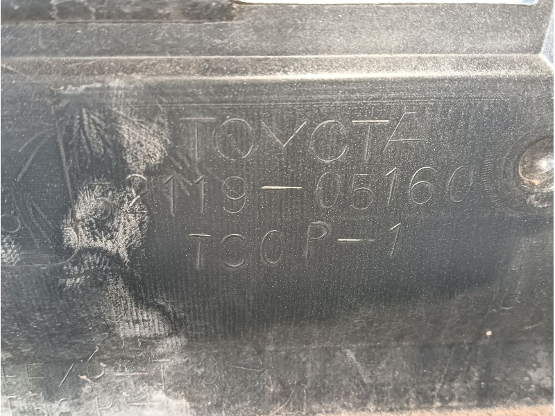 Recambio de paragolpes delantero para toyota avensis sedán (_t25_) 1.8 (zzt251_) referencia OEM IAM  5211905160 