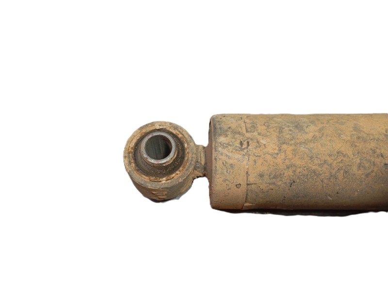 Recambio de amortiguador trasero derecho para kia sorento i (jc) 2.5 crdi referencia OEM IAM   