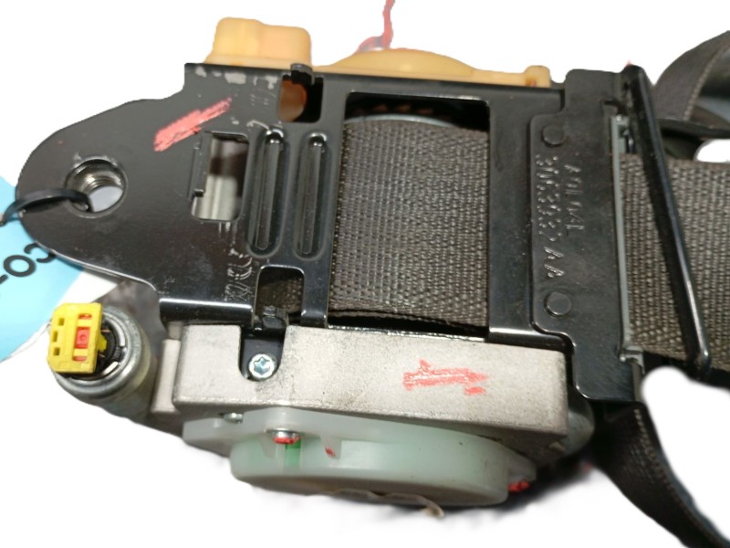 Recambio de cinturon seguridad delantero derecho para opel insignia a sedán (g09) 2.0 cdti (69) referencia OEM IAM 0  