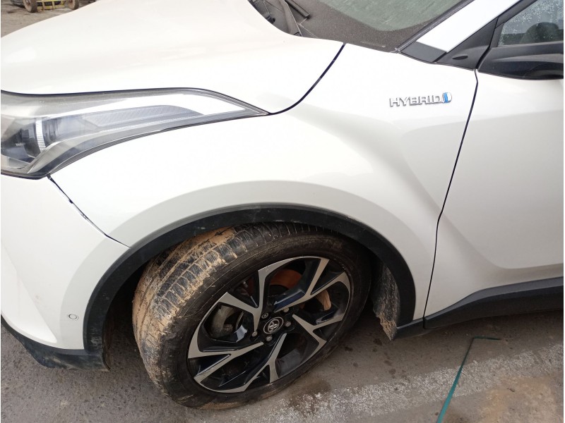 Recambio de aleta delantera izquierda para toyota c-hr (_x1_) 1.8 hybrid (zyx10_, zyx11_) referencia OEM IAM   