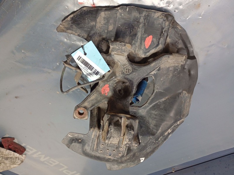 Recambio de mangueta delantera derecha para bmw serie 3 touring (e46) 3.0 24v turbodiesel cat referencia OEM IAM   