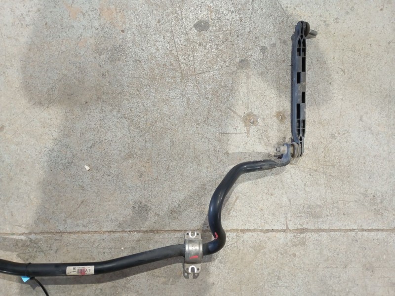 Recambio de barra estabilizadora delantera para opel astra j (p10) 1.7 cdti (68) referencia OEM IAM   