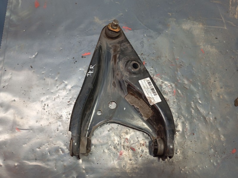 Recambio de brazo suspension inferior delantero derecho para dacia sandero ii tce 90 (b8m1, b8ma) referencia OEM IAM   