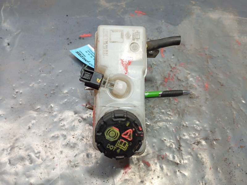 Recambio de bomba freno para dacia sandero ii tce 90 (b8m1, b8ma) referencia OEM IAM   