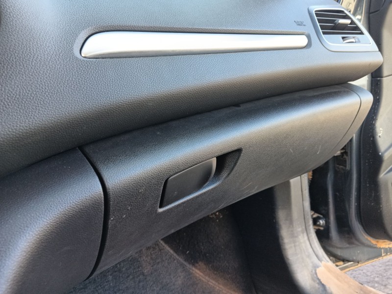 Recambio de guantera para renault megane iv sport tourer (k9a/m/n_) 1.3 tce 140 (k9nb) referencia OEM IAM   