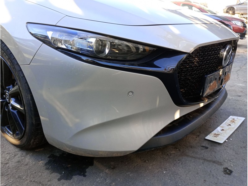 Recambio de paragolpes delantero para mazda 3 hatchback (bp) 2.0 skyactiv-g (bp5h, bp6h) referencia OEM IAM   