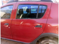 Recambio de puerta trasera izquierda para dacia sandero ii 1.5 dci referencia OEM IAM   