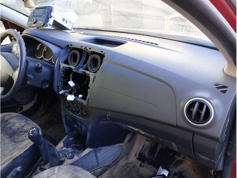 Recambio de salpicadero para dacia sandero ii 1.5 dci referencia OEM IAM   