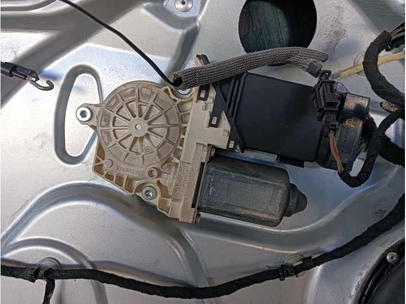 Recambio de puerta delantera izquierda para seat leon (1m1) 1.9 tdi referencia OEM IAM   