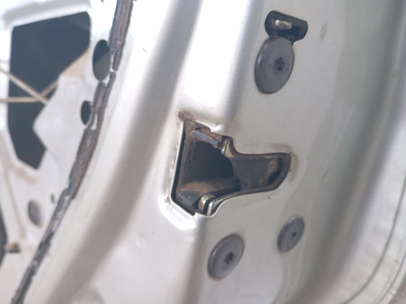 Recambio de puerta trasera derecha para dacia logan (ls_) 1.4 (lsoa, lsoc, lsoe, lsog) referencia OEM IAM   