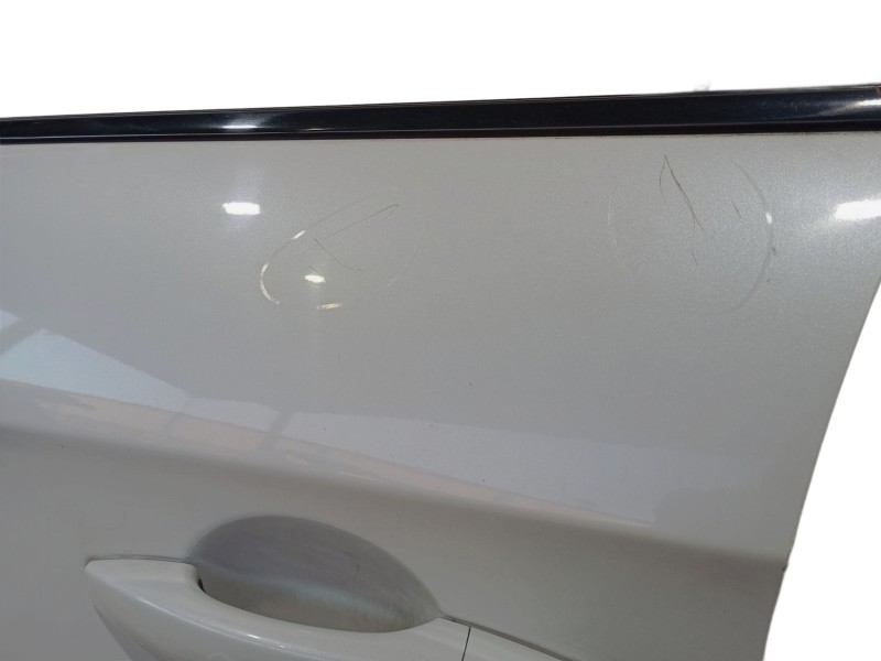 Recambio de puerta delantera izquierda para citroën ds5 1.6 bluehdi 120 referencia OEM IAM   