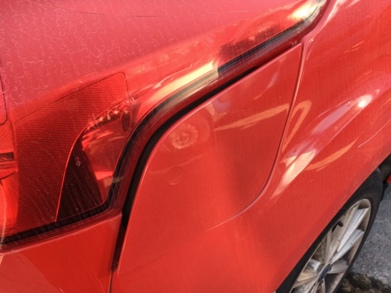 Recambio de tapa exterior combustible para ford focus iv (hn) 1.0 ecoboost referencia OEM IAM   