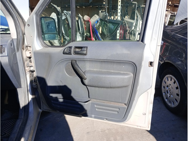 Recambio de guarnecido puerta delantera derecha para ford tourneo connect 1.8 tdci referencia OEM IAM   