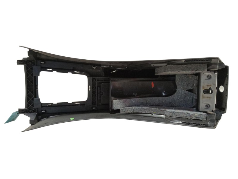 Recambio de apoyabrazos central para peugeot 407 (6d_) 1.8 16v (6d6fyc) referencia OEM IAM   