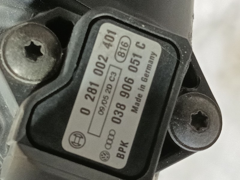 Recambio de intercooler para audi a4 b7 (8ec) 2.0 tdi 16v referencia OEM IAM 8E0145805AA 038906051C 