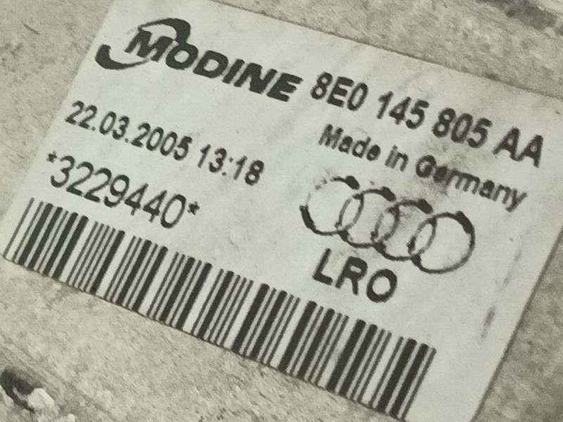 Recambio de intercooler para audi a4 b7 (8ec) 2.0 tdi 16v referencia OEM IAM 8E0145805AA 038906051C 