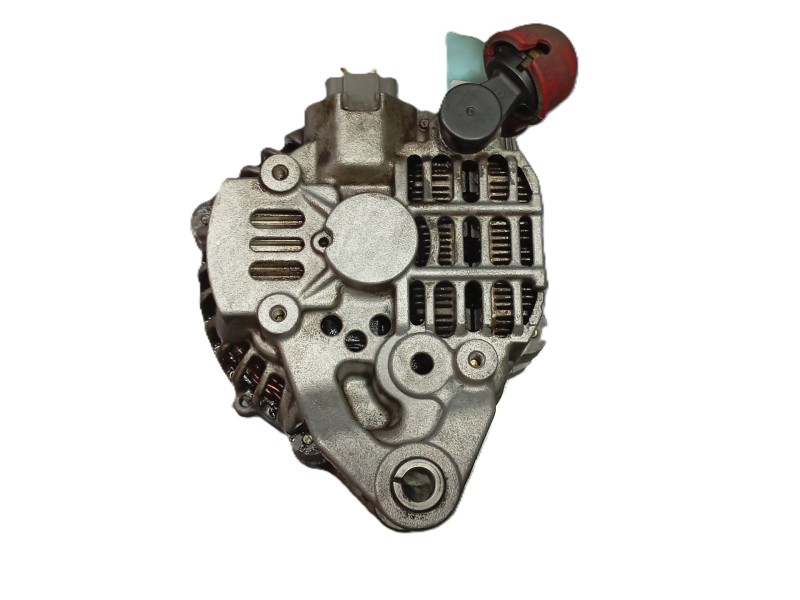 Recambio de alternador para nissan primera (p11) 2.0 16v referencia OEM IAM   