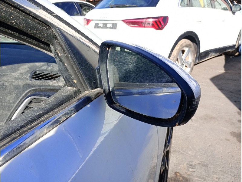 Recambio de retrovisor derecho para kia ceed tourer (cd) 1.0 t-gdi referencia OEM IAM   