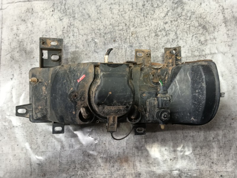 Recambio de faro izquierdo para renault master ii autobús (jd) 2.5 d referencia OEM IAM   
