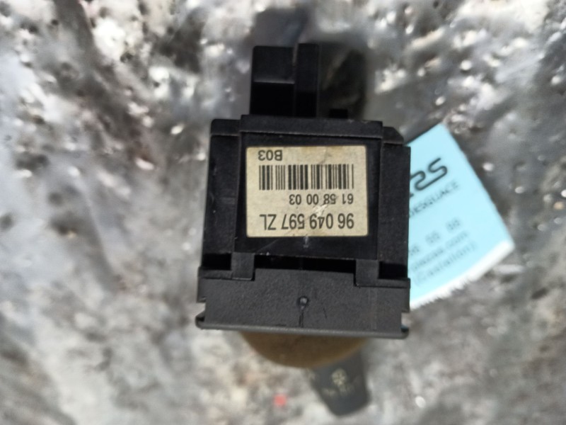 Recambio de mando limpia para peugeot 206 hatchback (2a/c) 1.9 d referencia OEM IAM 0  