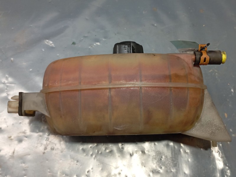 Recambio de deposito expansion para renault trafic ii furgoneta (fl) 2.5 dci 135 (fl0d) referencia OEM IAM   