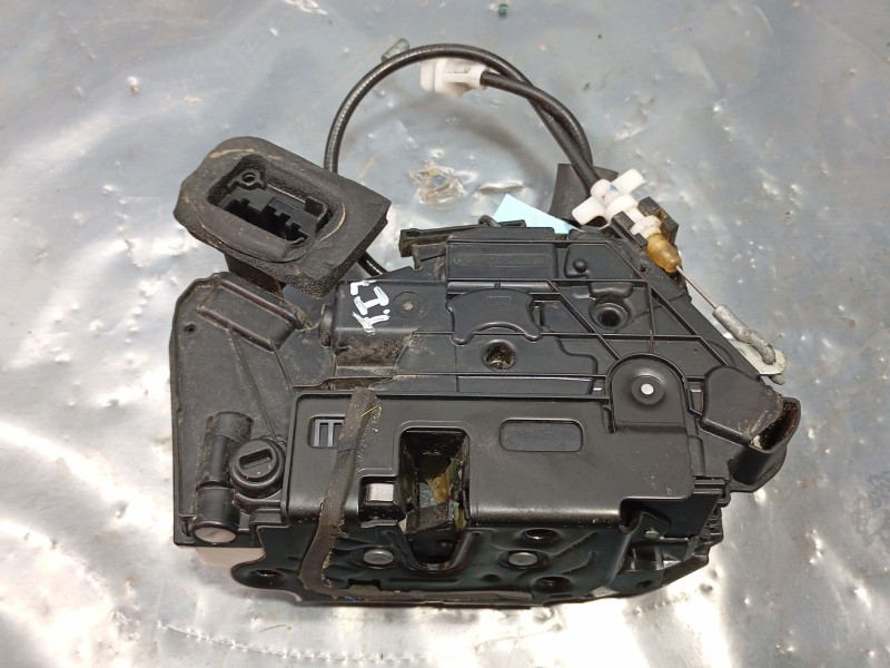 Recambio de cerradura puerta trasera izquierda para seat toledo (kg3) style referencia OEM IAM   