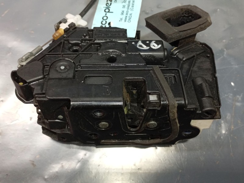 Recambio de cerradura puerta delantera derecha para seat toledo (kg3) style referencia OEM IAM   