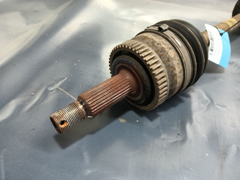 Recambio de transmision delantera izquierda para hyundai tucson (jm) 2.0 referencia OEM IAM   