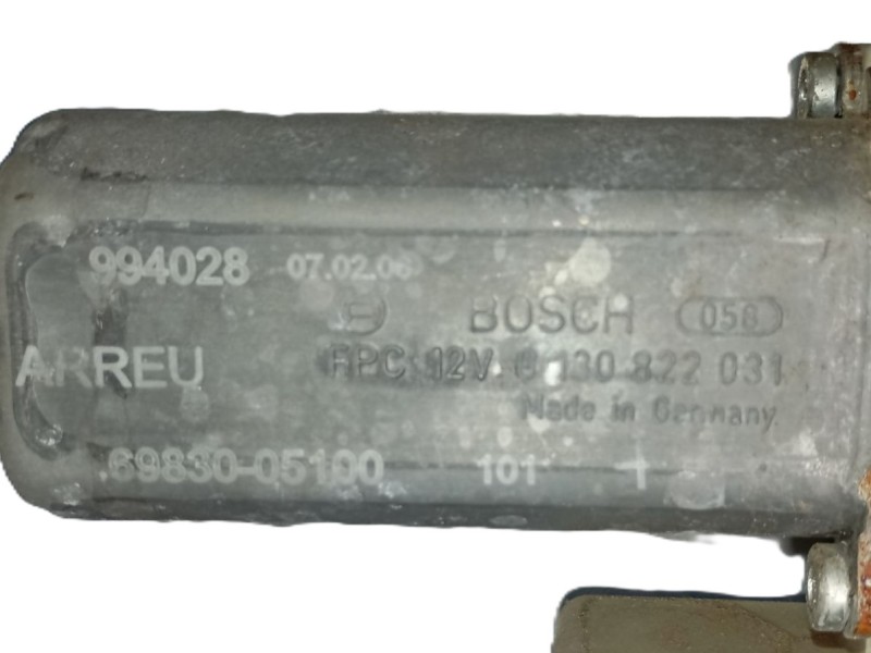 Recambio de elevalunas trasero derecho para toyota avensis sedán (_t25_) 1.8 (zzt251_) referencia OEM IAM   