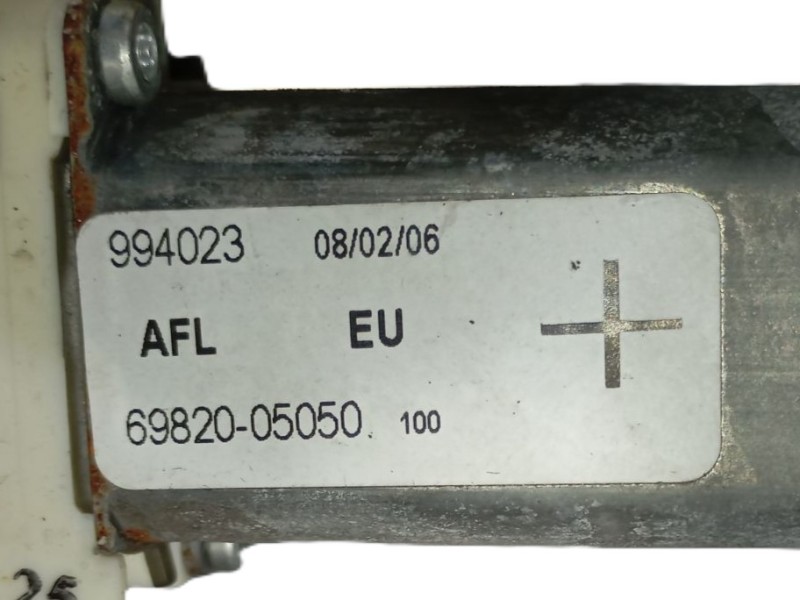 Recambio de elevalunas delantero izquierdo para toyota avensis sedán (_t25_) 1.8 (zzt251_) referencia OEM IAM   