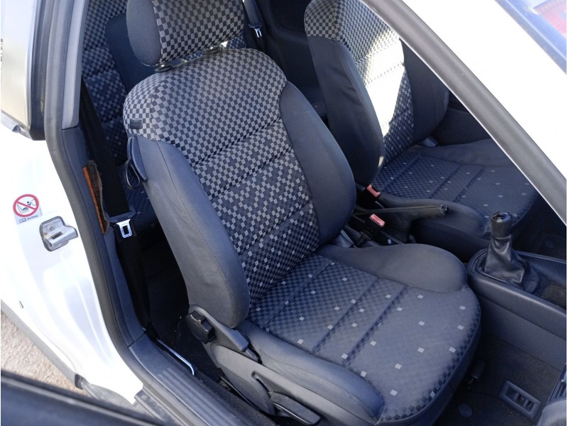 Recambio de asiento delantero derecho para audi a3 (8l1) 1.9 tdi referencia OEM IAM   