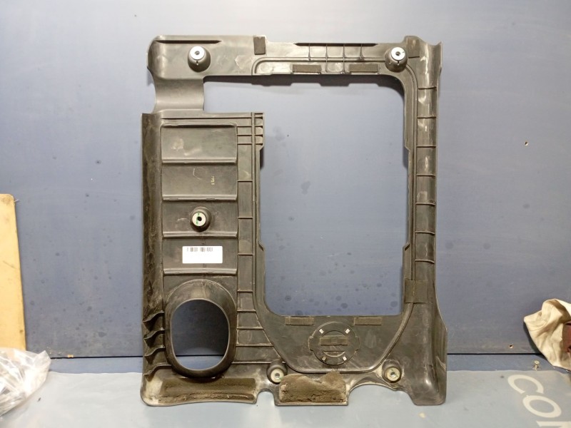 Recambio de tapa motor para nissan patrol gr v wagon (y61) 3.0 dti referencia OEM IAM   