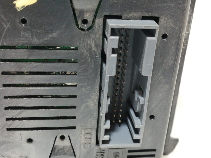 Recambio de pantalla multifuncion para opel zafira b cosmo referencia OEM IAM 13208089 281154326 565412769