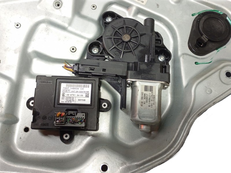 Recambio de elevalunas trasero derecho para volvo xc70 kinetic awd referencia OEM IAM 30661068  