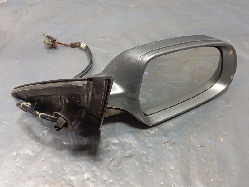 Recambio de retrovisor derecho para audi a4 b8 (8k2) 2.0 tdi referencia OEM IAM   