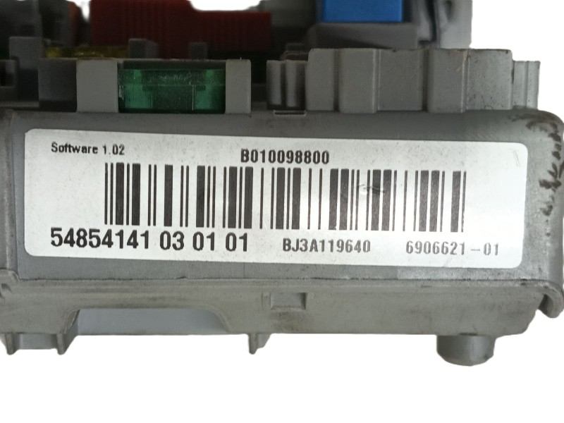 Recambio de caja reles / fusibles para bmw 1 (e87) 118 d referencia OEM IAM 61146978270 690662102 