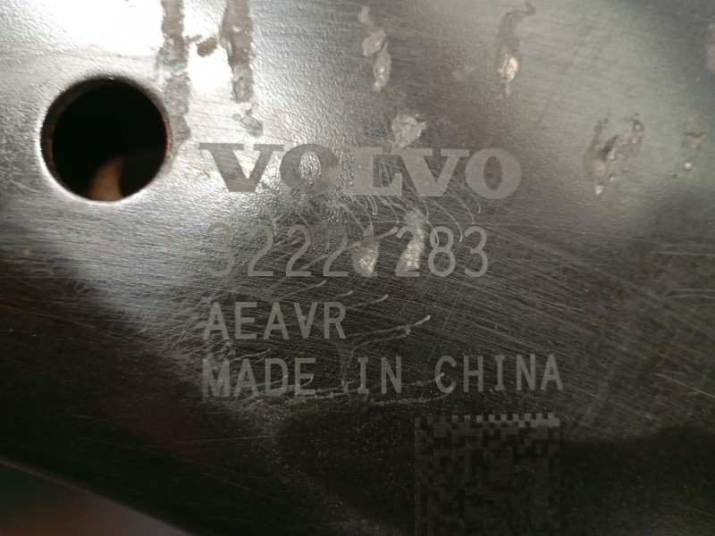 Recambio de brazo suspension inferior delantero izquierdo para volvo xc40 (536) t3 referencia OEM IAM   