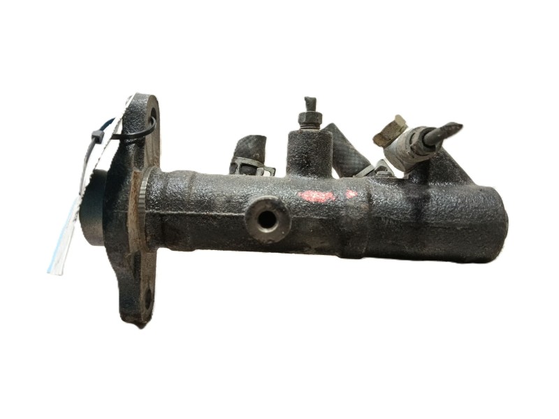 Recambio de bomba freno para kia frontier 2.5 d referencia OEM IAM 0K60A43400B  