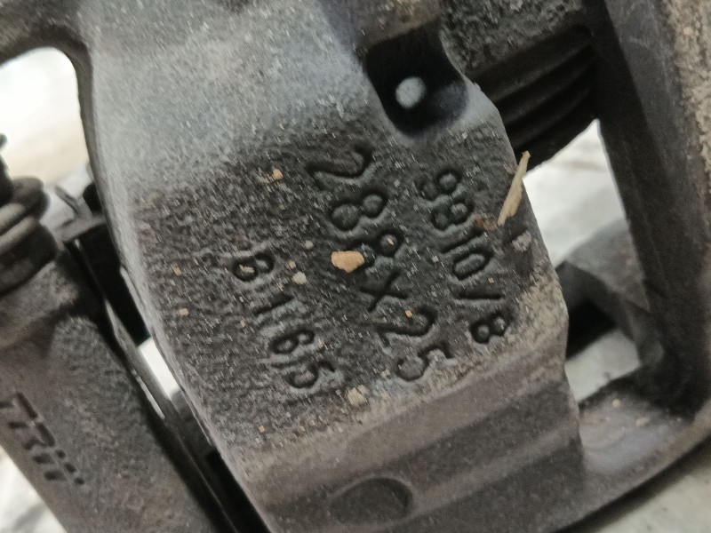 Recambio de pinza freno delantera derecha para mercedes-benz clase b sports tourer (w245) b 180 cdi (245.207) referencia OEM IAM