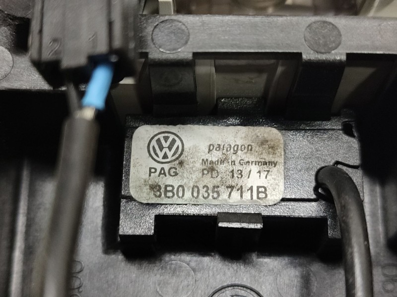 Recambio de luz interior para volkswagen polo v (6r1, 6c1) 1.2 tsi 16v referencia OEM IAM 6Q0947105LY20 3B0035711B 