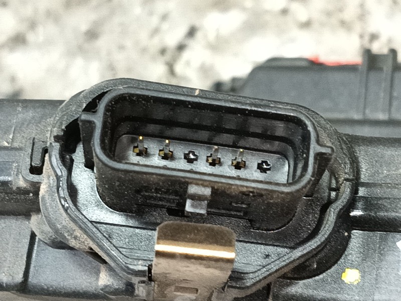 Recambio de cerradura puerta trasera izquierda para renault captur i (j5_, h5_) 1.5 dci 90 referencia OEM IAM 825019935R  