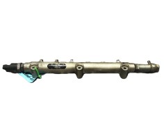 Recambio de rampa inyectora para volvo s80 berlina d5 referencia OEM IAM 8658252 0445215010 