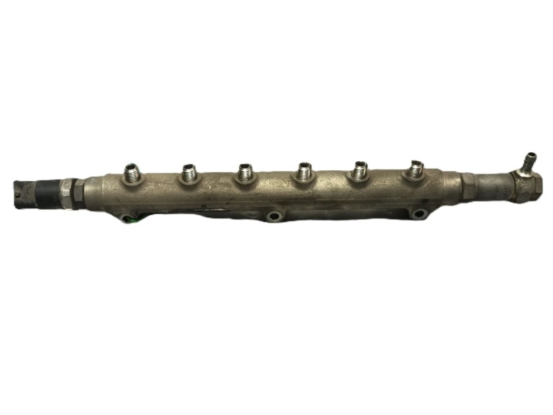 Recambio de rampa inyectora para volvo s80 berlina d5 referencia OEM IAM 8658252 0445215010 