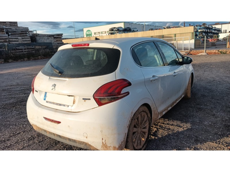 peugeot 208 i (ca_, cc_) del año 2017